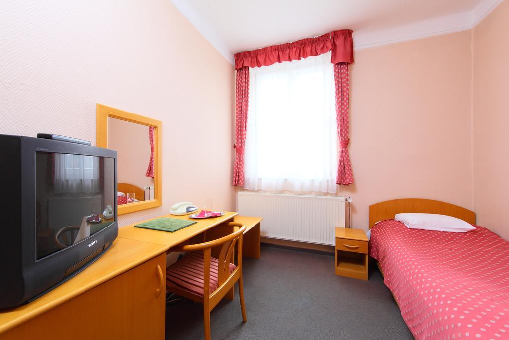 Hotel Blaha Lujza Balatonfüred Δωμάτιο φωτογραφία
