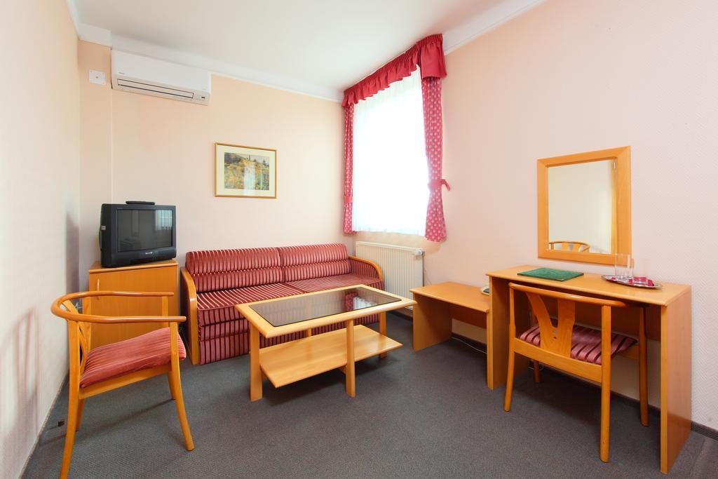 Hotel Blaha Lujza Balatonfüred Δωμάτιο φωτογραφία