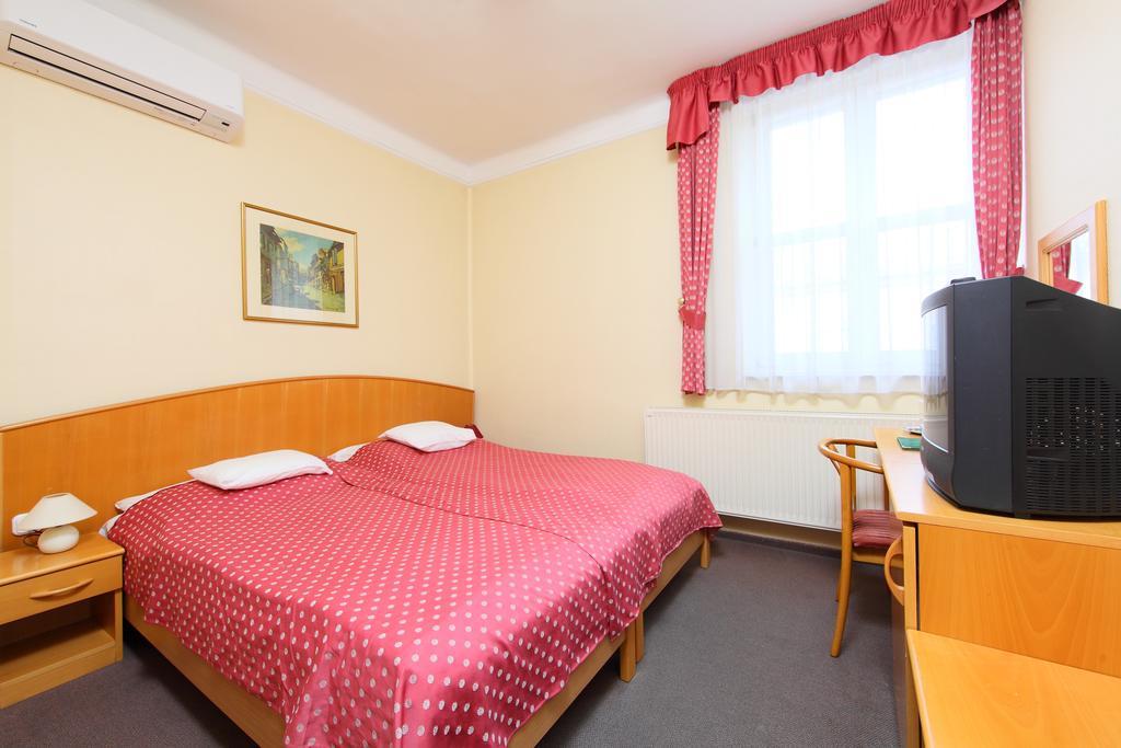 Hotel Blaha Lujza Balatonfüred Δωμάτιο φωτογραφία